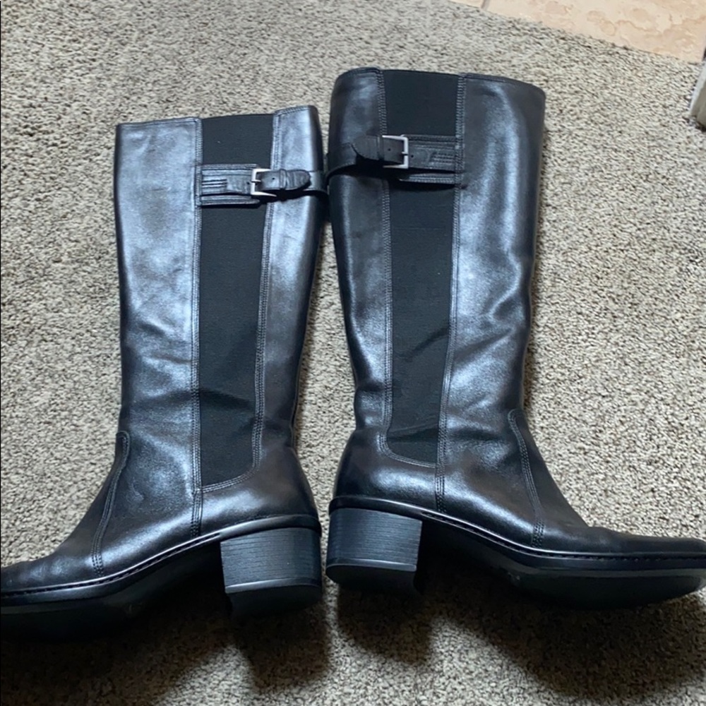 Clark artisan boots